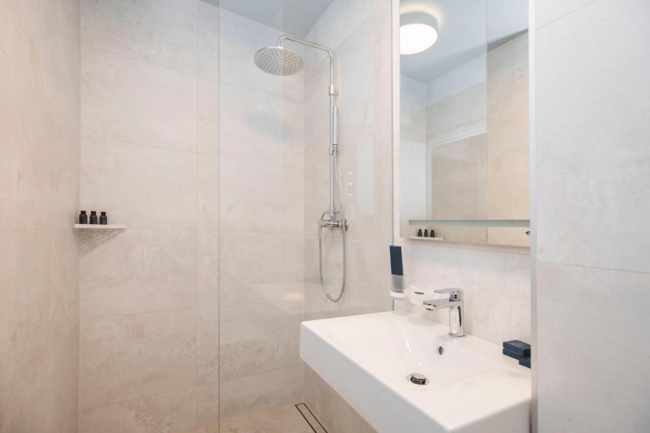 Roze Park Rooms Liepāja Екстериор снимка